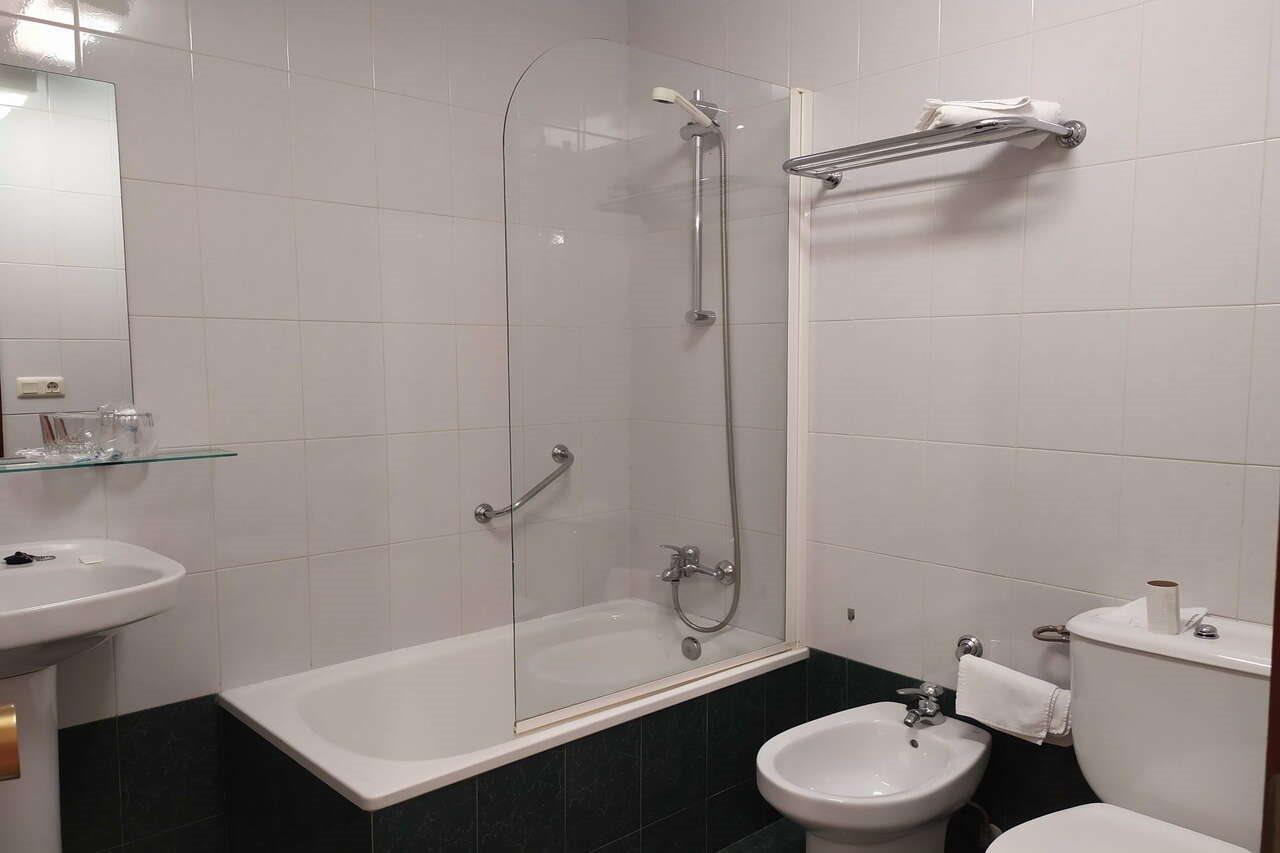 Hotel Santa Cristina Pola de Lena Eksteriør bilde